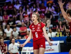 世俱杯奖金-波兰排球队在比赛中展现实力夺冠