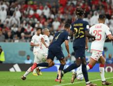 世俱杯时间-包含挪威战平西班牙，小组出线形势不明朗的词条