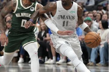 世俱杯-雄鹿客场击败爵士，米德尔顿全场数据出色