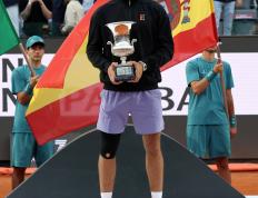 世俱杯时间-ATP总决赛轻取年终总决赛，阿尔卡拉斯统治全场