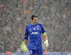 世俱杯-绝境逢生！保罗压哨一击，吉林队奇迹终结灰熊不败神话