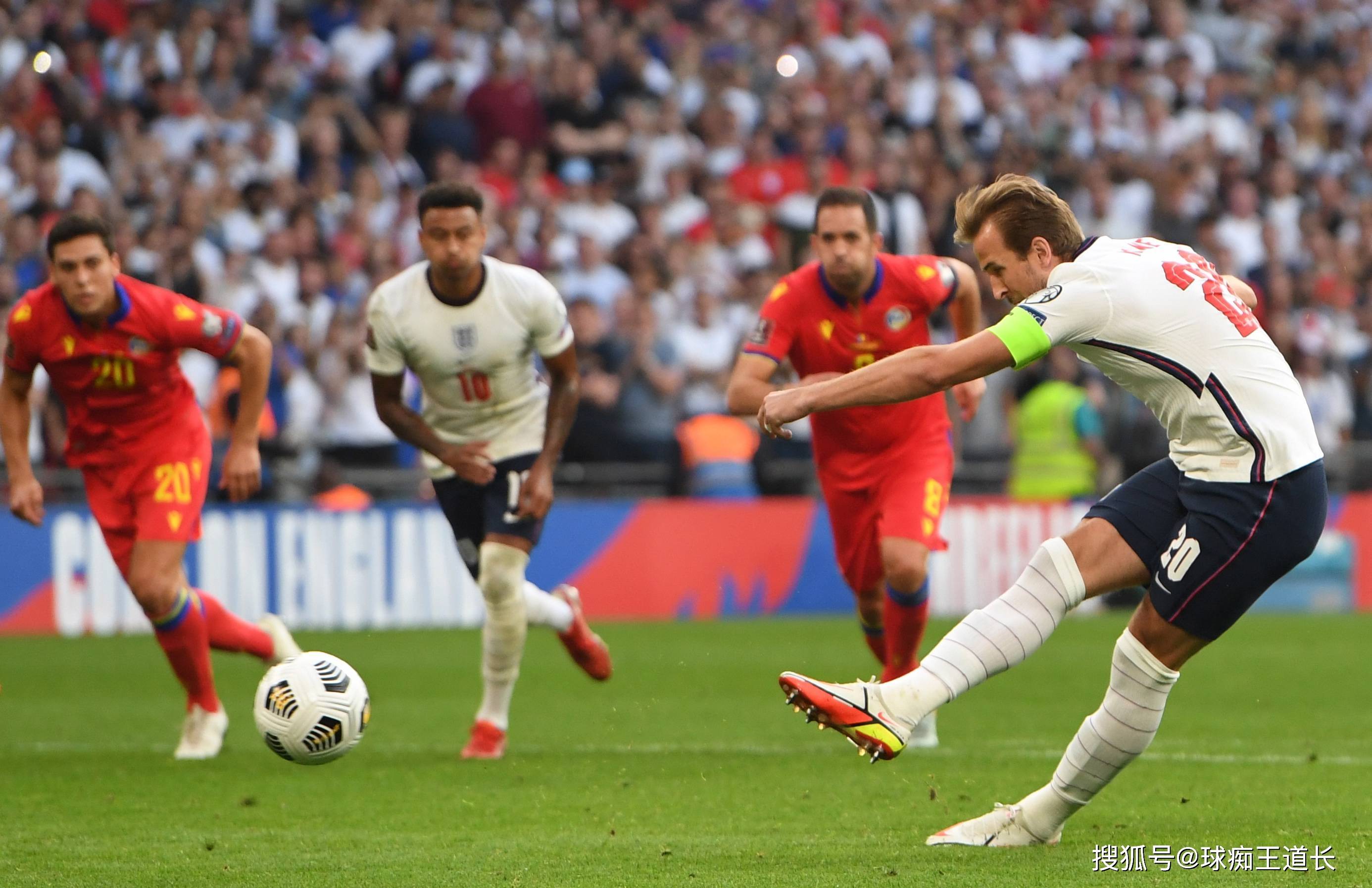 世俱杯2025-世界级足球比赛上演激烈角逐