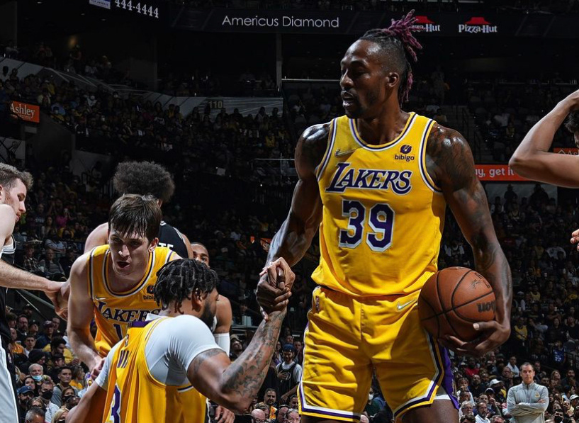 世俱杯2025-爵士队大胜篮网，饼王仍带伤出战表现抢眼的简单介绍