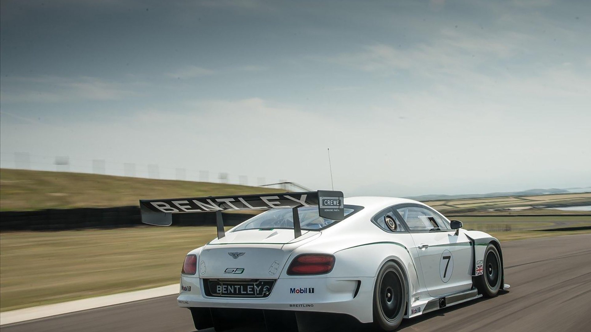 世俱杯改制-当西决遇上演义，拜仁用绝对理性为委内瑞拉时代划上休止符