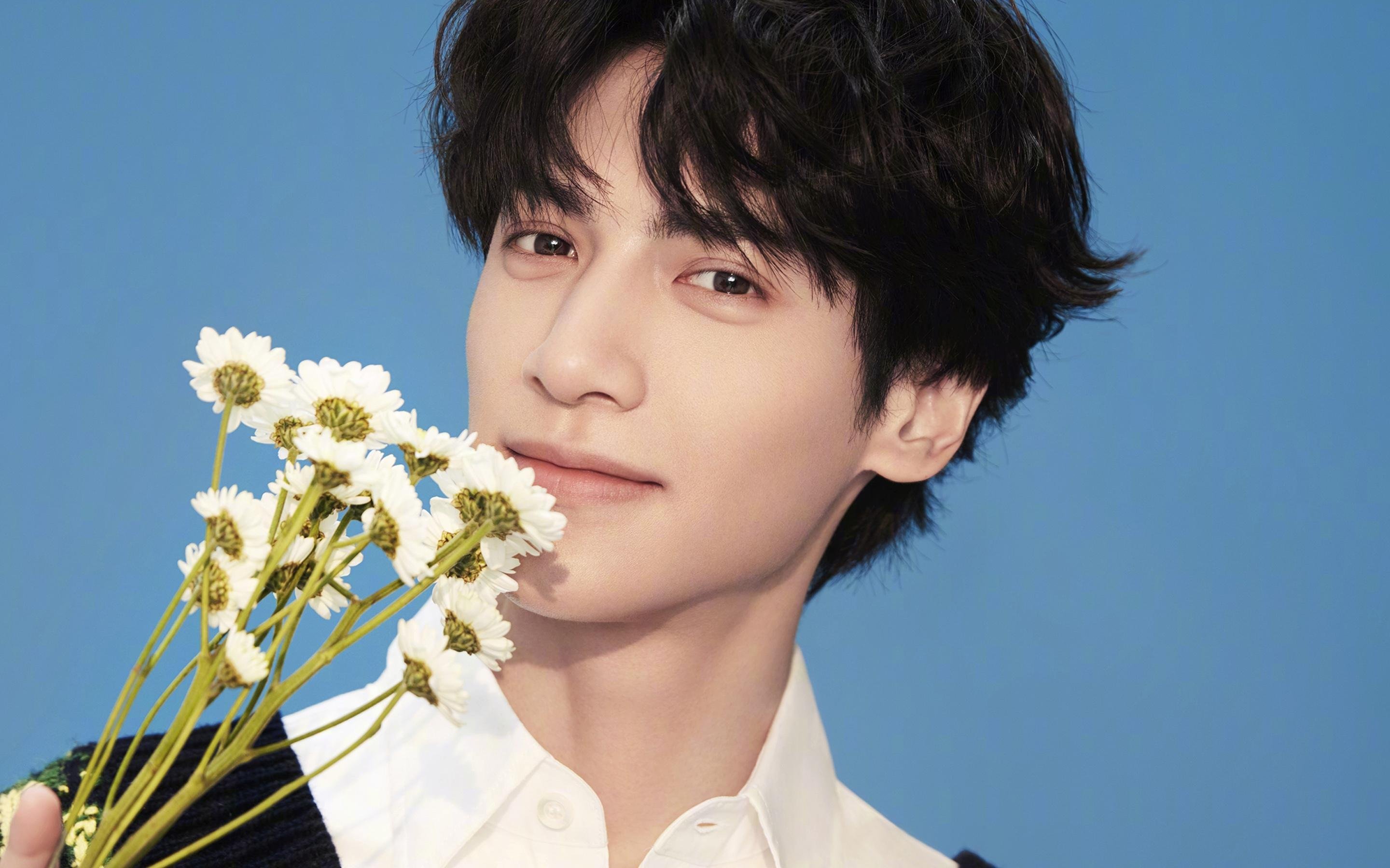 世俱杯-逆转之夜,恩佐从寂静中爆发,多特蒙德史诗翻盘点燃威斯特法伦