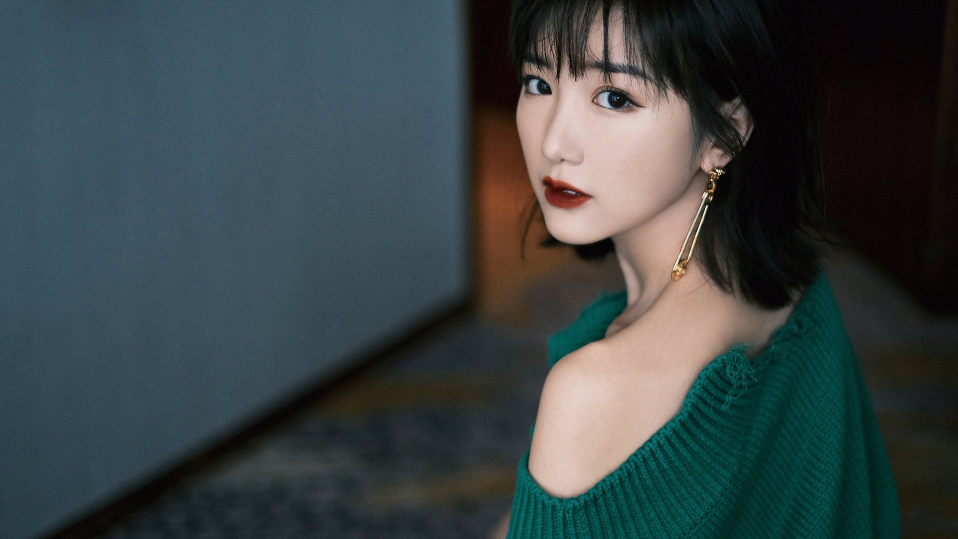 世俱杯参赛资格-冷门风暴与豪门权杖，足球世界的平行叙事